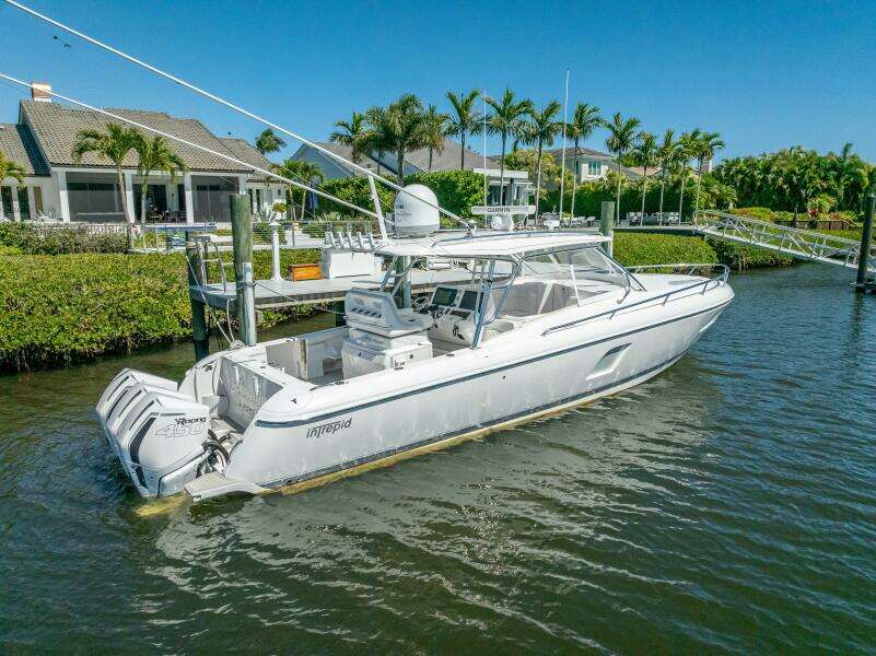 40ft Intrepid Yacht For Sale