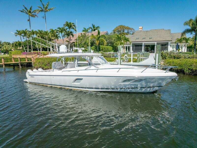 40ft Intrepid Yacht For Sale