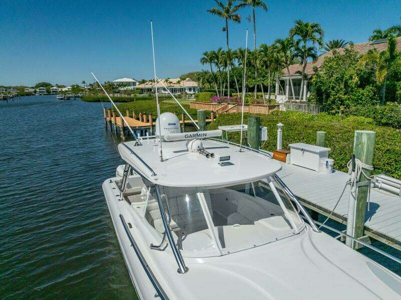 40ft Intrepid Yacht For Sale