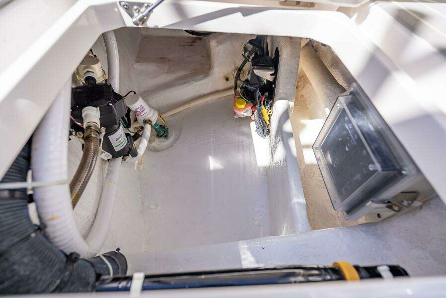 40ft Intrepid Yacht For Sale