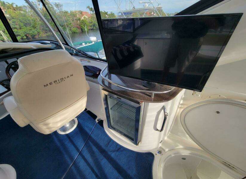 AQUAHOLIC 47ft Meridian Yacht For Sale