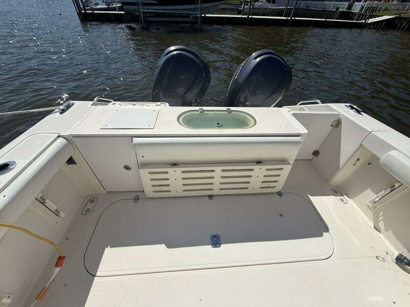 35ft Pursuit Yacht For Sale