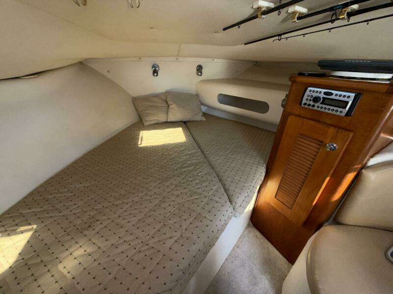35ft Pursuit Yacht For Sale