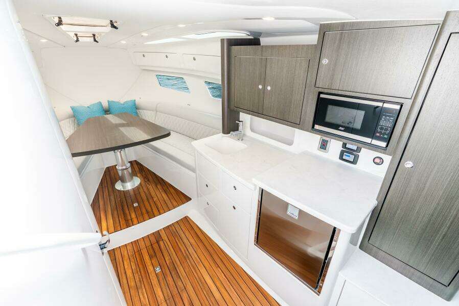 41ft Intrepid Yacht For Sale