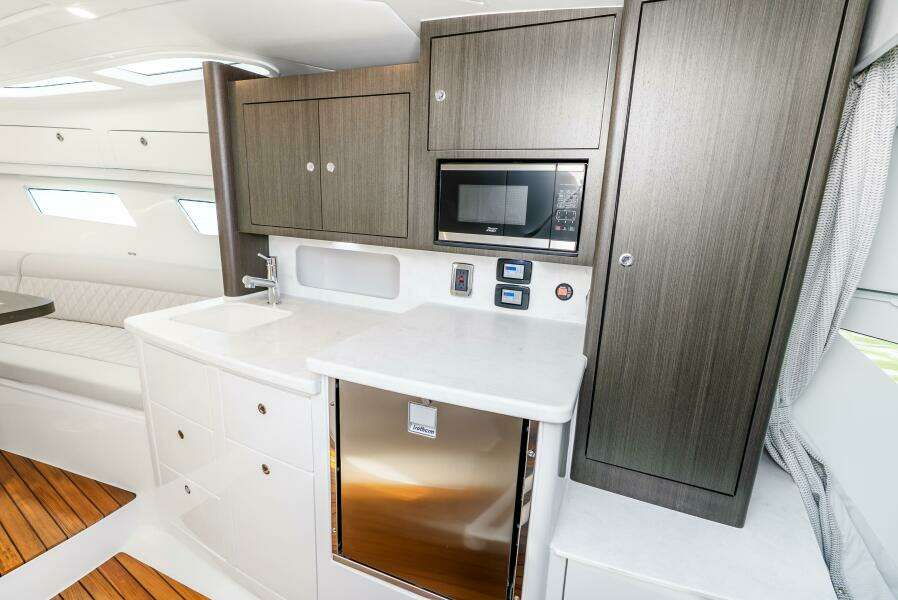 41ft Intrepid Yacht For Sale