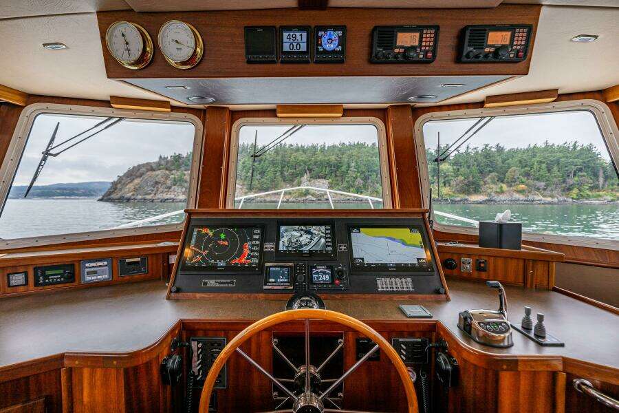 Big Red 41ft American Tug Yacht For Sale