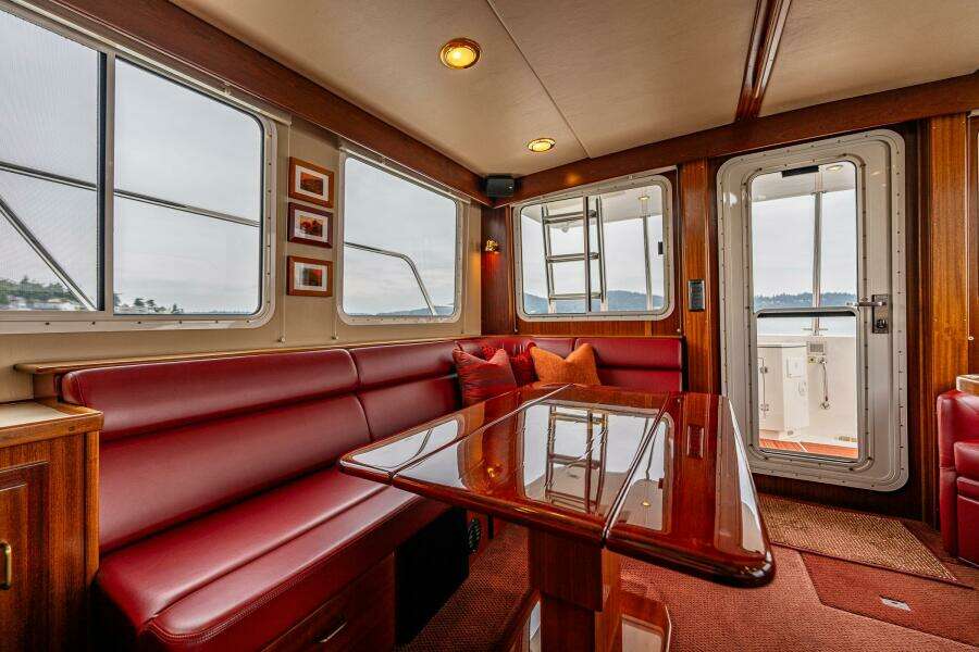 Big Red 41ft American Tug Yacht For Sale