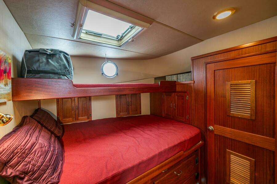 Big Red 41ft American Tug Yacht For Sale