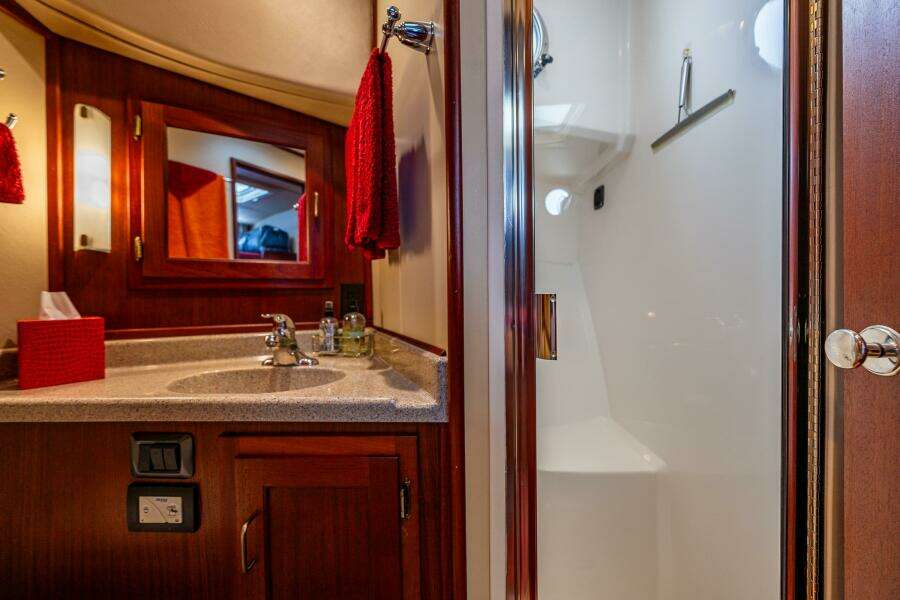 Big Red 41ft American Tug Yacht For Sale