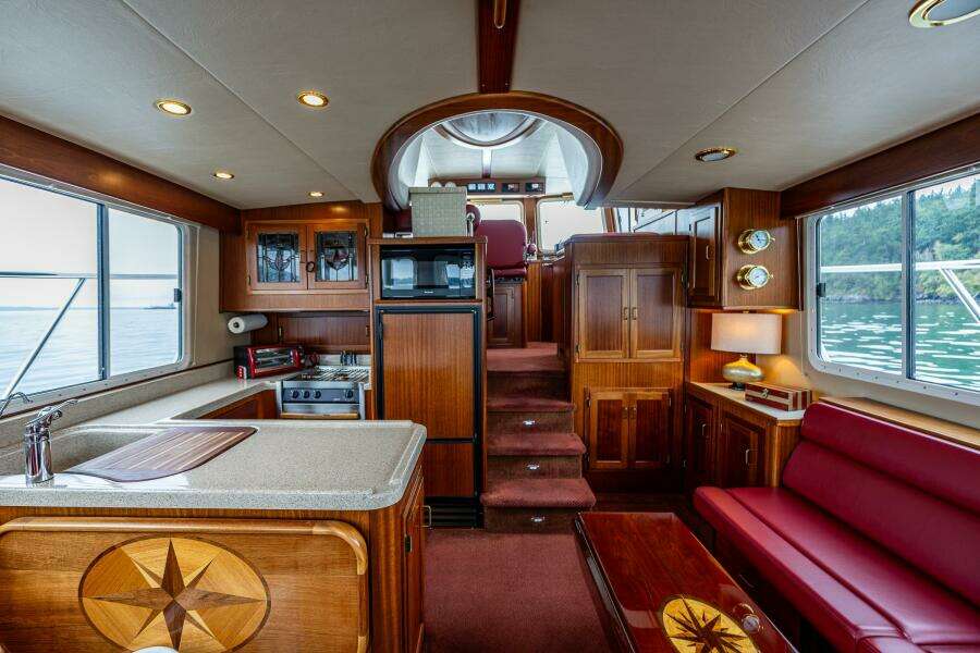 Big Red 41ft American Tug Yacht For Sale