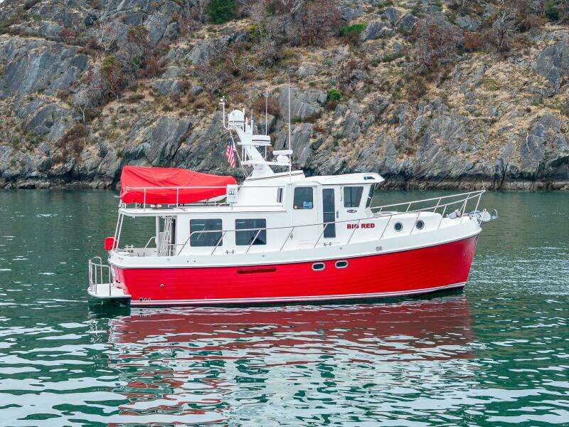 Big Red 41ft American Tug Yacht For Sale