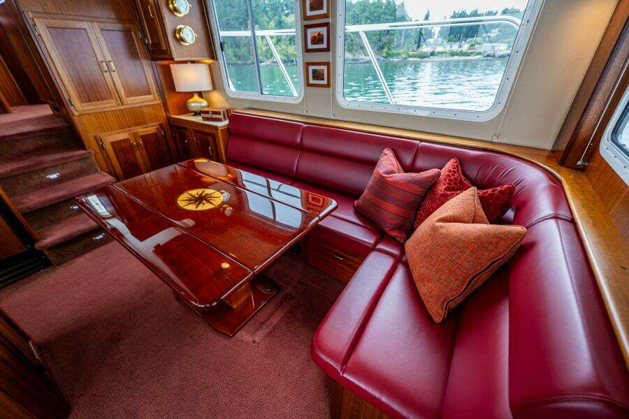Big Red 41ft American Tug Yacht For Sale