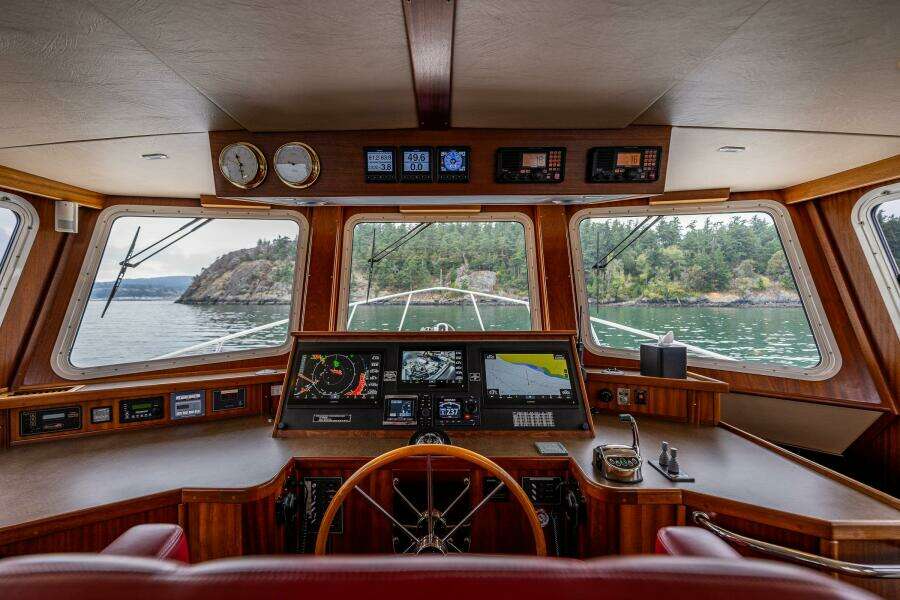 Big Red 41ft American Tug Yacht For Sale