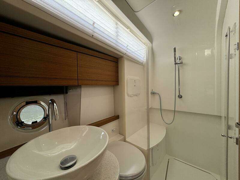 40ft Greenline Yacht For Sale