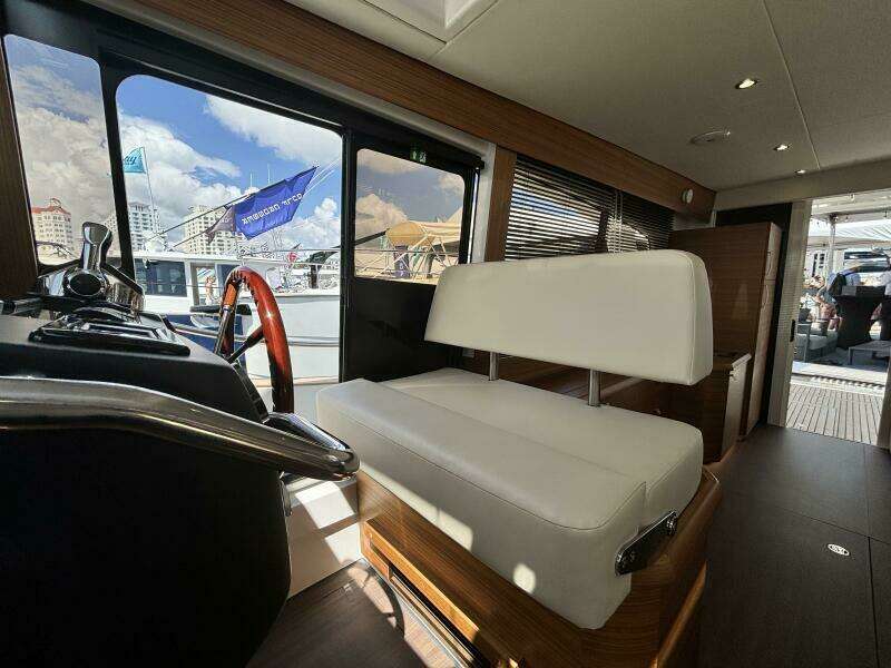 40ft Greenline Yacht For Sale