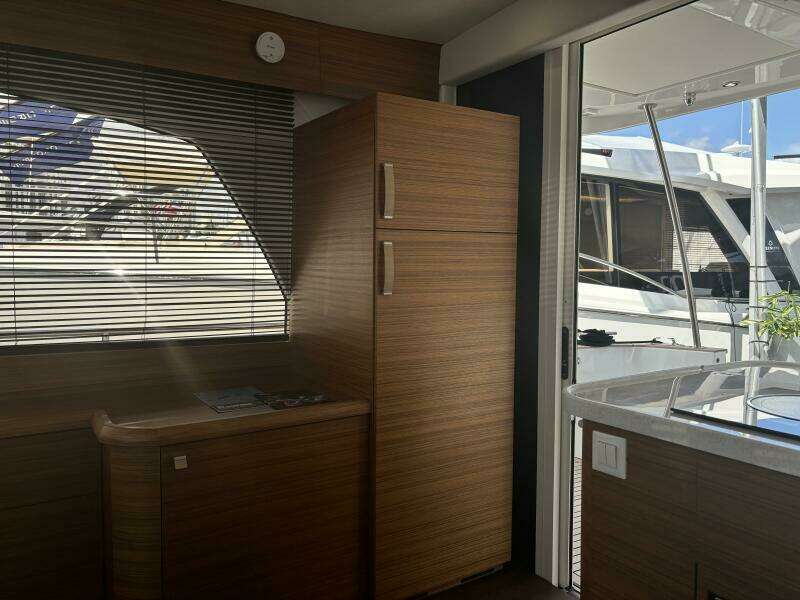40ft Greenline Yacht For Sale