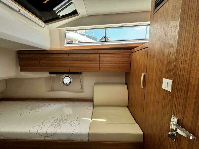 40ft Greenline Yacht For Sale