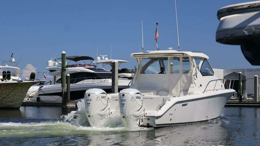 35ft Pursuit Yacht For Sale