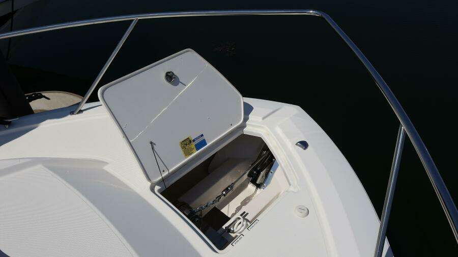 35ft Pursuit Yacht For Sale