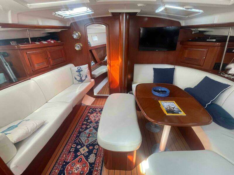TIRAMISU 47ft Beneteau Yacht For Sale