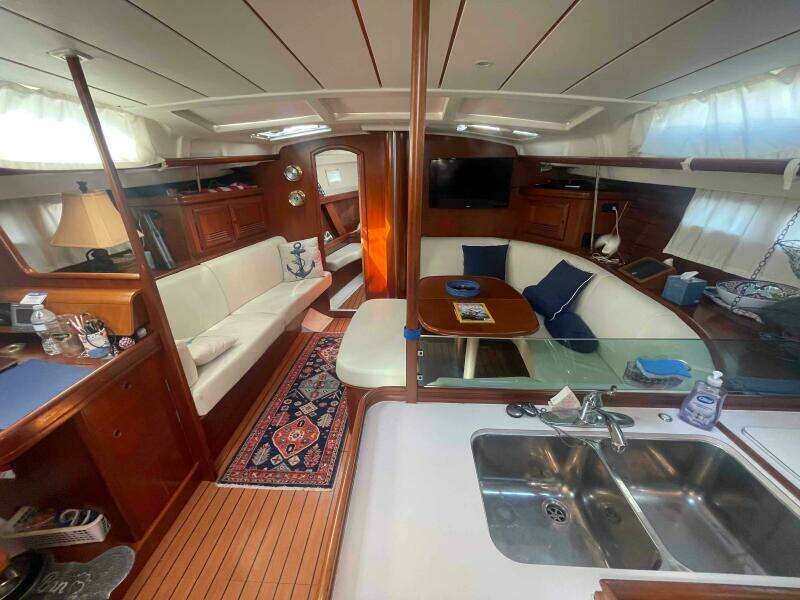 TIRAMISU 47ft Beneteau Yacht For Sale