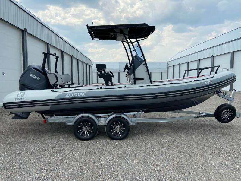 23ft Zodiac Yacht For Sale