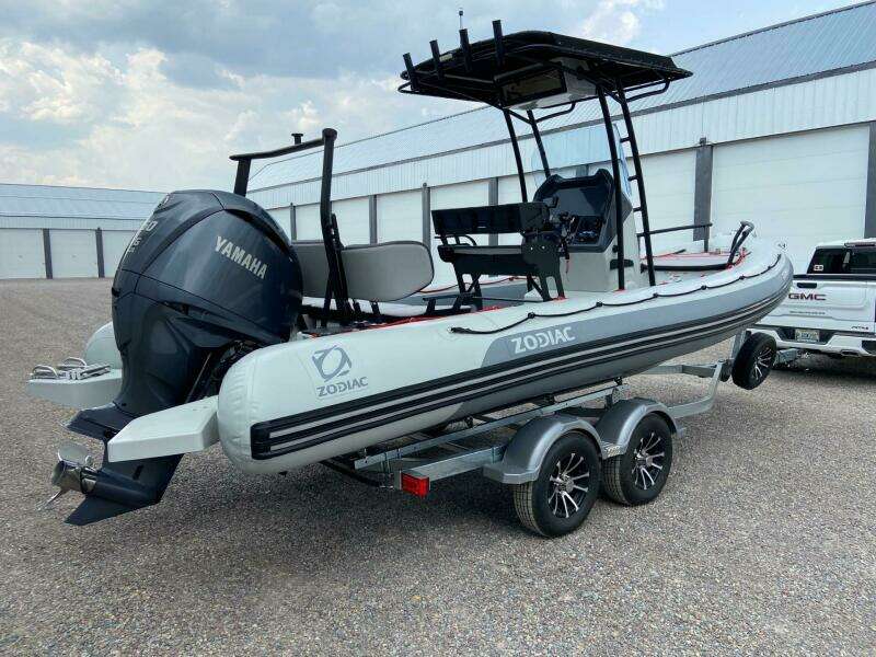 23ft Zodiac Yacht For Sale