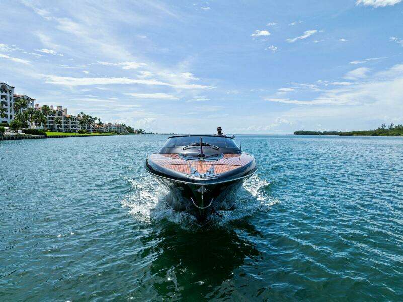 Grey 38ft Riva Yacht For Sale
