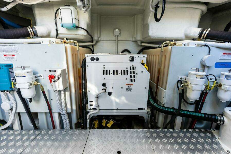 Grey 38ft Riva Yacht For Sale