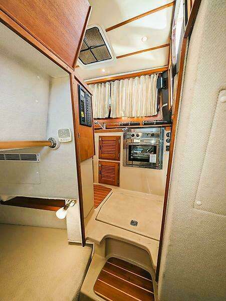R 31 CB Luxury Edition 31ft Ranger Tugs Yacht For Sale