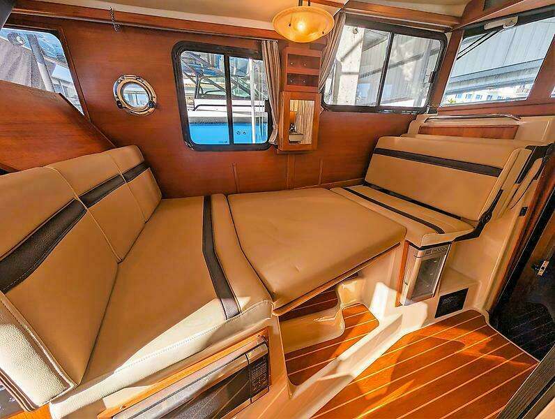 R 31 CB Luxury Edition 31ft Ranger Tugs Yacht For Sale