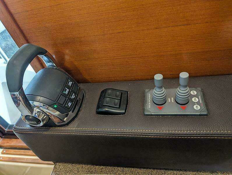 R 31 CB Luxury Edition 31ft Ranger Tugs Yacht For Sale