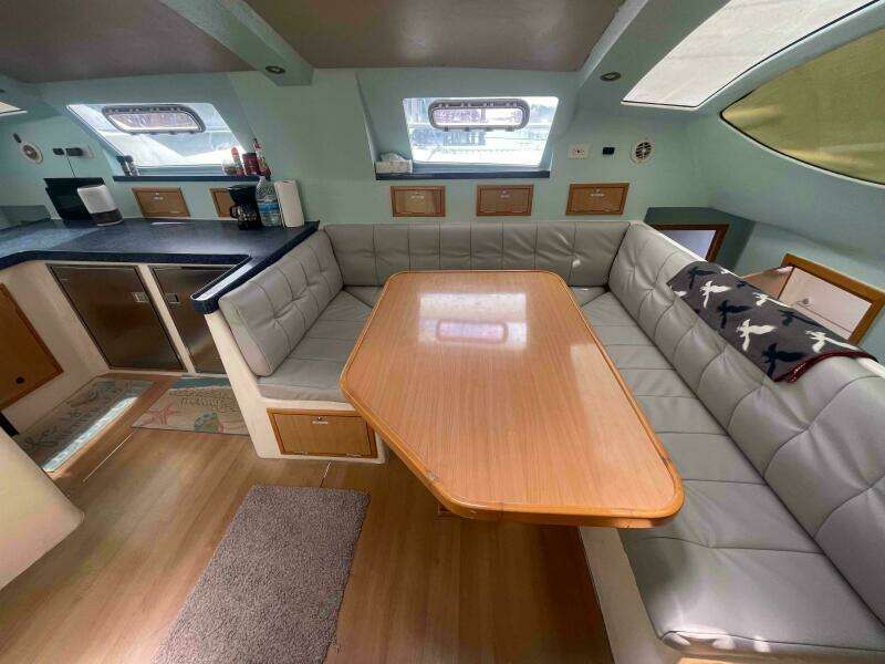 ENDLESS SUMMER 40ft Admiral Yacht For Sale