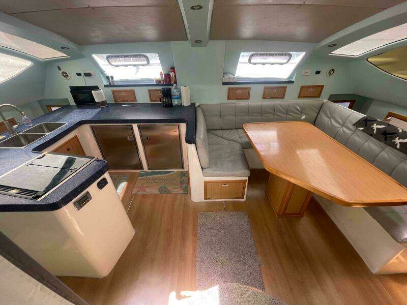 ENDLESS SUMMER 40ft Admiral Yacht For Sale