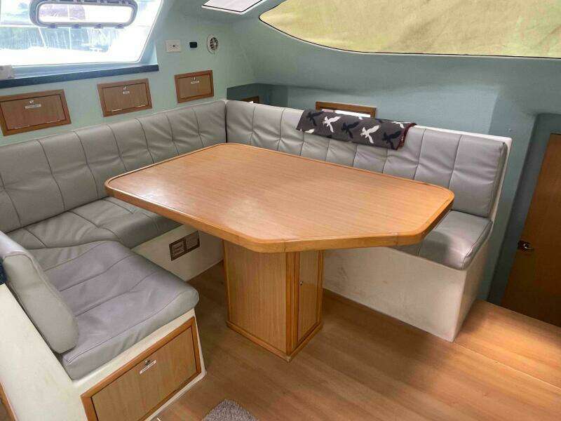 ENDLESS SUMMER 40ft Admiral Yacht For Sale