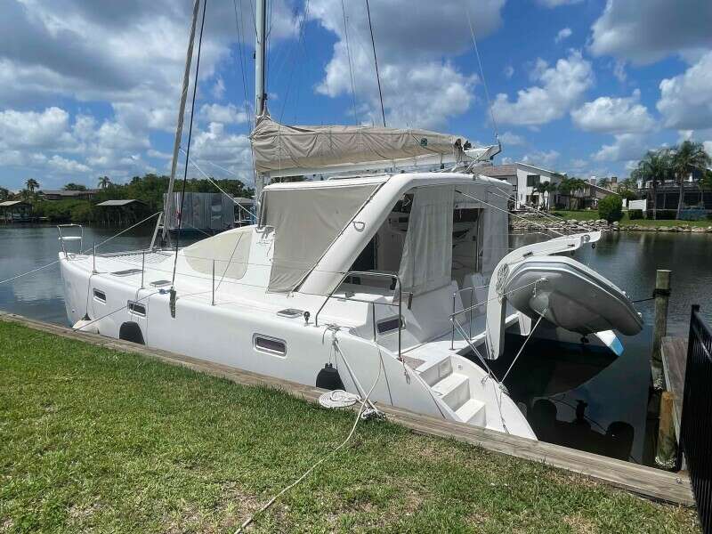 ENDLESS SUMMER 40ft Admiral Yacht For Sale