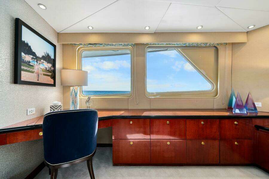 SWEET ESCAPE 130ft Christensen Yacht For Sale