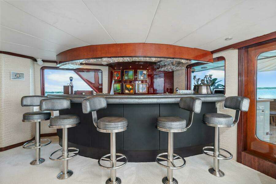 SWEET ESCAPE 130ft Christensen Yacht For Sale