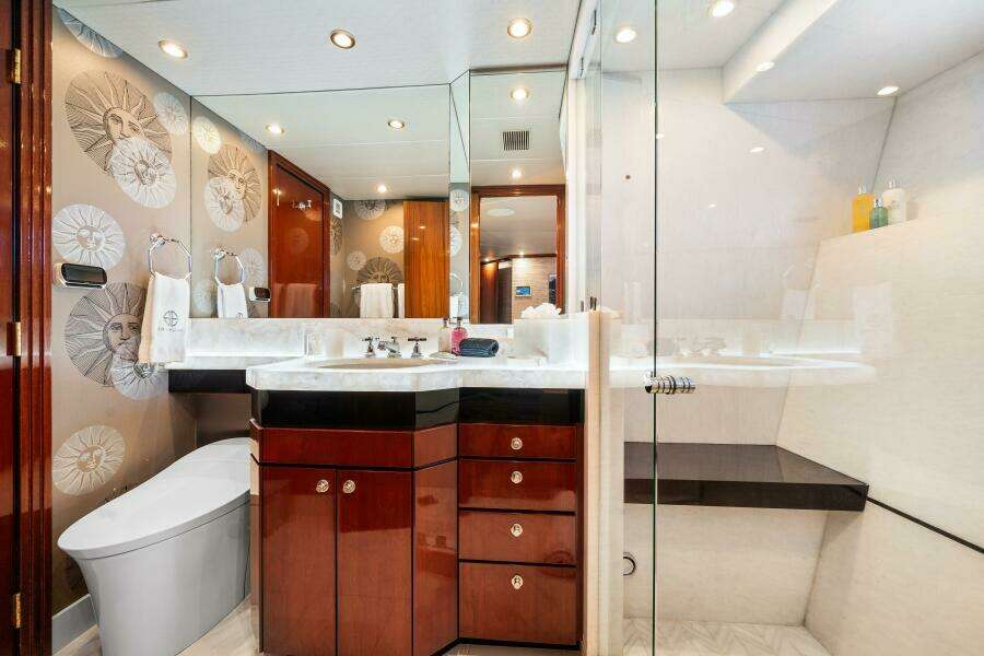 SWEET ESCAPE 130ft Christensen Yacht For Sale