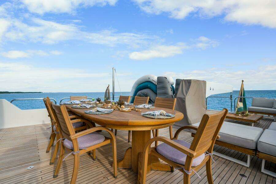 SWEET ESCAPE 130ft Christensen Yacht For Sale