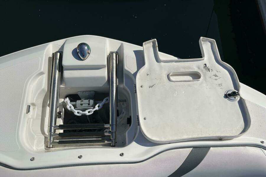 23ft Regal Yacht For Sale