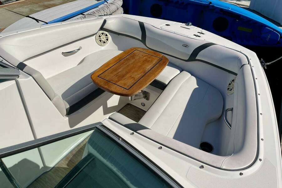 23ft Regal Yacht For Sale