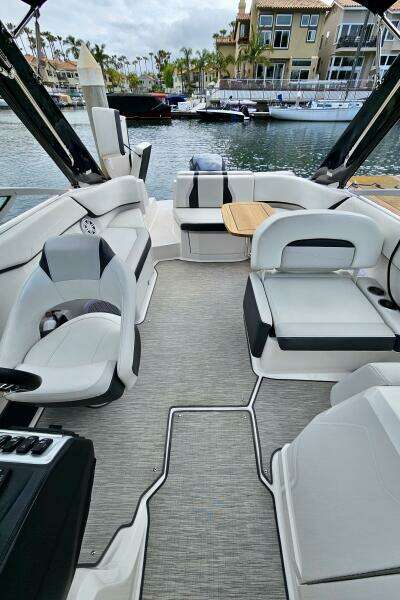 23ft Regal Yacht For Sale