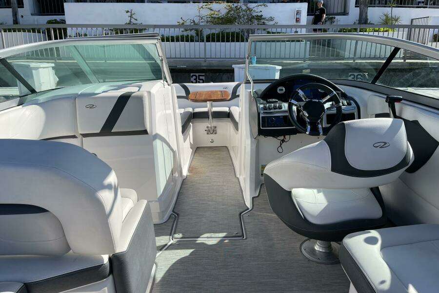 23ft Regal Yacht For Sale