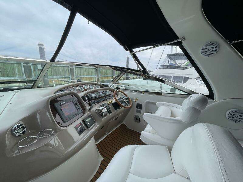 Priorities 38ft Sea Ray Yacht For Sale