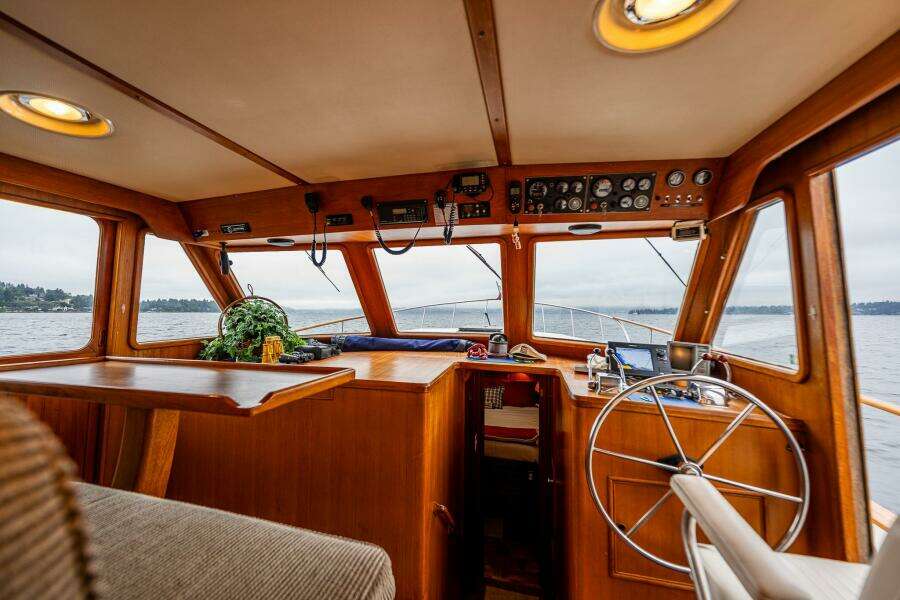 Jumanda 45ft CHB Yacht For Sale