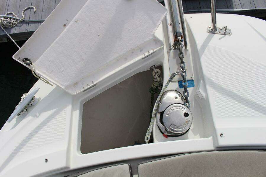29ft Jeanneau Yacht For Sale