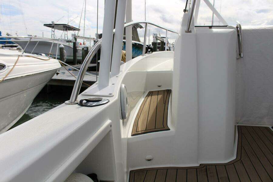 29ft Jeanneau Yacht For Sale