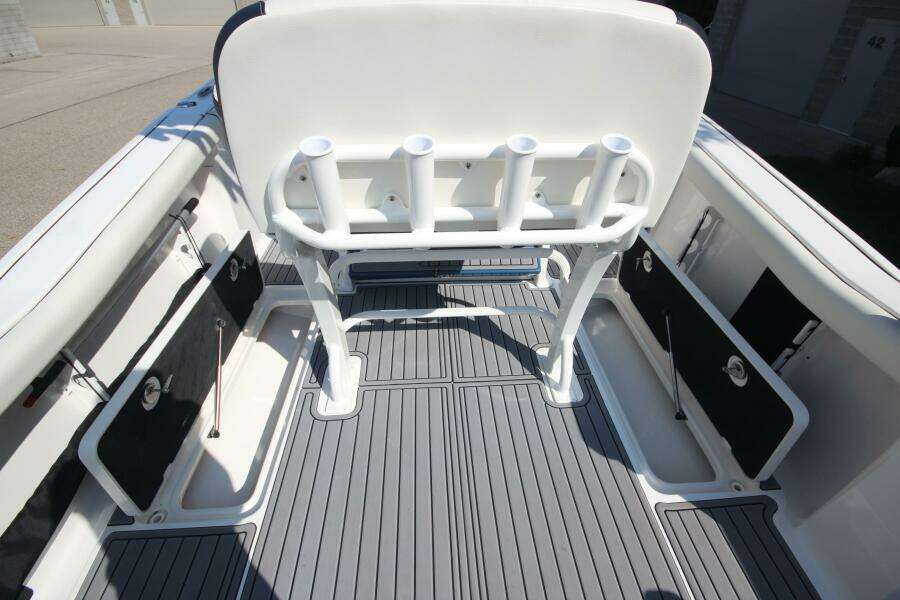 27ft Tidewater Yacht For Sale