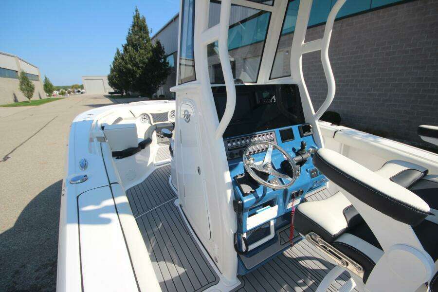 27ft Tidewater Yacht For Sale